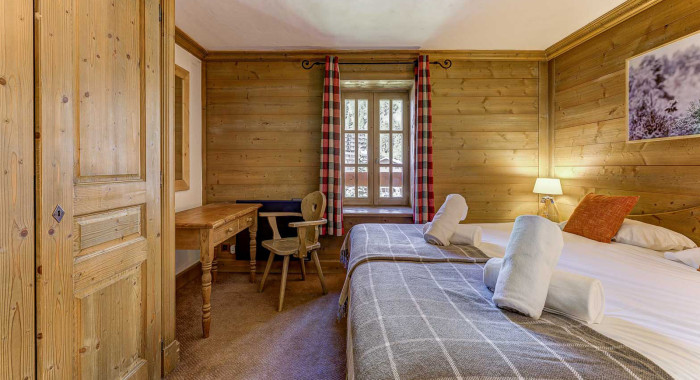 Chalet Tenzing, Val D'Isere ski chalet, image 3